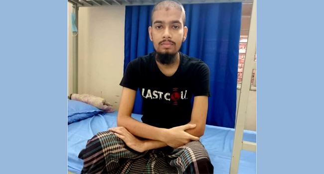 ক্যান্সার আক্রান্ত মেধাবী হাসিবুরকে বাঁচাতে এগিয়ে আসুন