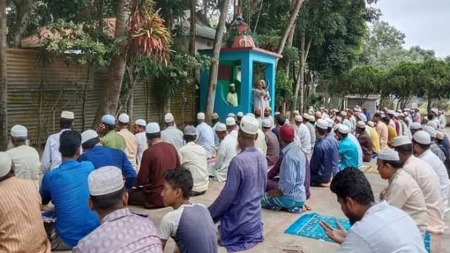 নালিতাবাড়ীতে বৃষ্টির জন্য ইস্তিসকার নামাজ ও দোয়া