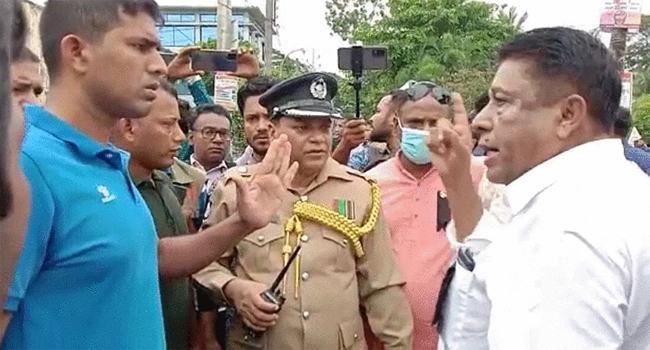 ছাত্রলীগকে লাঠিপেটা : মহরমসহ ১৩ জনের বিরুদ্ধে বিভাগীয় ব্যবস্থা গ্রহণের সুপারিশ