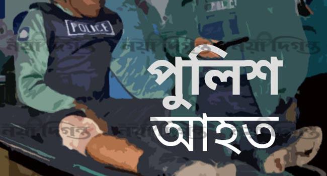 গাজীপুরে কিশোর গ্যাংয়ের হামলায় ৩ পুলিশ সদস্য আহত