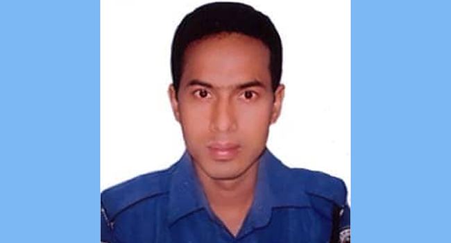দিনাজপুরে ট্রাকের ধাক্কায় পুলিশ সদস্য নিহত