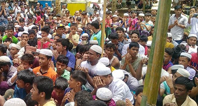 প্রত্যাবাসনসহ ৭ দফা দাবিতে কক্সবাজারের ক্যাম্পে ক্যাম্পে রোহিঙ্গাদের সমাবেশ