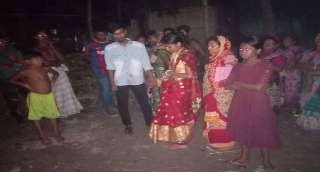 ফেসবুকে প্রেম : বিয়ে করতে এসে বন্দি ভারতীয় তরুণী