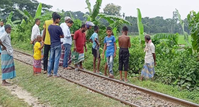 গফরগাঁওয়ে অজ্ঞাতপরিচিত ব্যক্তির লাশ উদ্ধার