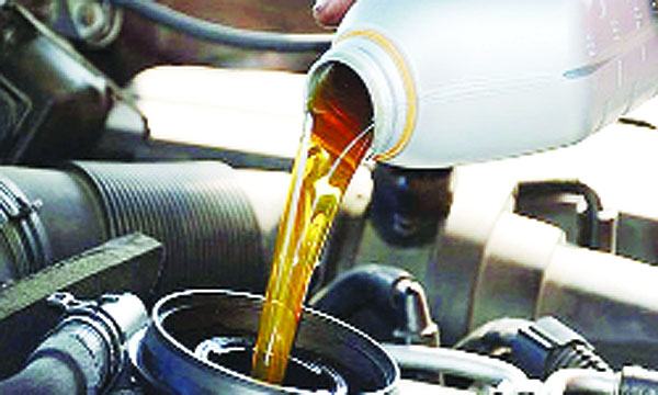 লিটারে ৫ টাকা কমলো জ্বালানি তেলের দাম