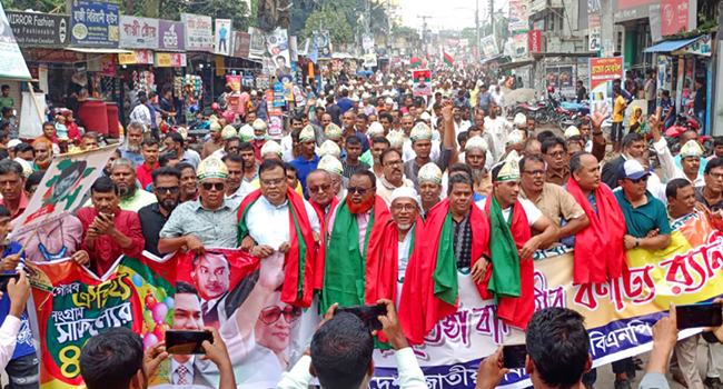 দিনাজপুরে বিএনপির বর্ণাঢ্য র‌্যালি অনুষ্ঠিত