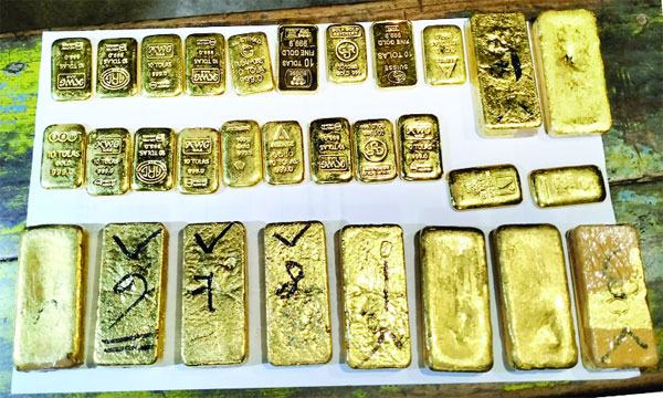 শার্শায় সাড়ে ৯ কেজি স্বর্ণের বারসহ দুই পাচারকারী আটক সংঘর্ষে একজন নিহত