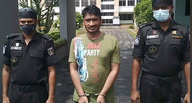 নারায়ণগঞ্জের আলোচিত জাকির খান দুই দশক পর গ্রেফতার