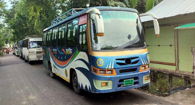 শরণখোলা-মোরেলগঞ্জ রোডের লোকাল বাসের ধর্মঘট অব্যাহত
