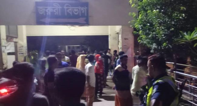 কুষ্টিয়ায় মহাসড়কে মোটরসাইকেল প্রতিযোগিতায় ৩ যুবক নিহত