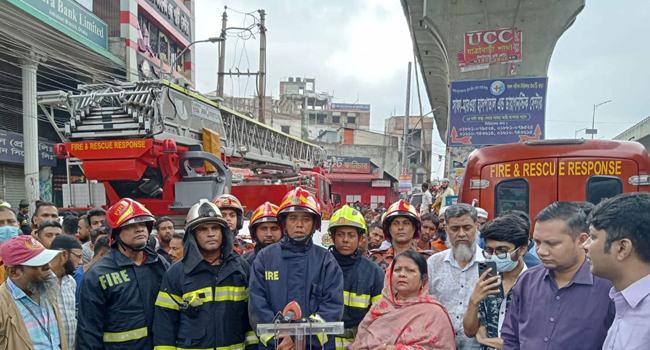 যাত্রাবাড়ীতে রেস্তোরাঁয় যেভাবে আগুনের সূত্রপাত