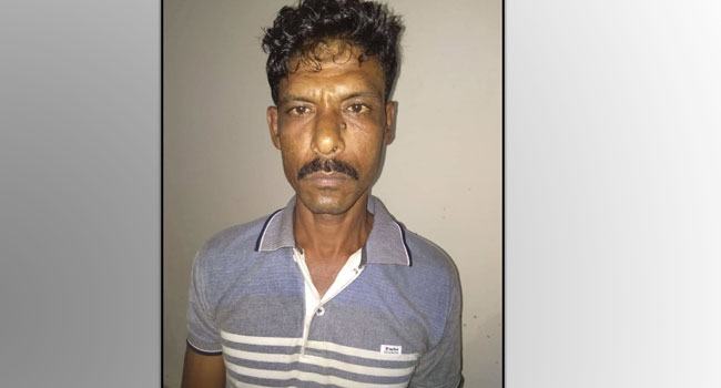 দামুড়হুদায় মেয়েকে ধর্ষণের অভিযোগে বাবা গ্রেফতার
