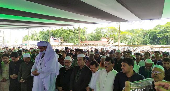 সাজেদা চৌধুরীর জানাজায় হাজারো মানুষের ঢল