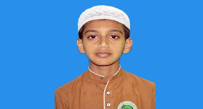 ৫৬৫ দিনেই হাফেজ ৮ বছরের শিশু