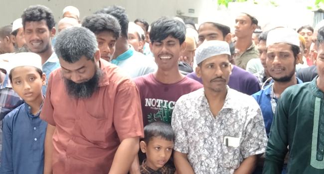 এলাকায় শোকের মাতম, দাফন সম্পন্ন