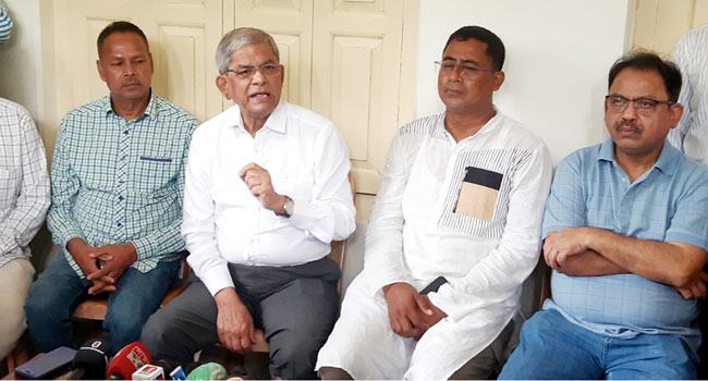 সাংবাদিকতার সাথে মুক্ত গণতন্ত্রও বিনষ্ট হয়ে গেছে : মির্জা ফখরুল