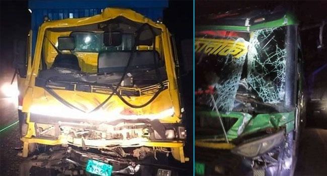 মিরসরাইয়ে ৩ গাড়িচালককে আসামি করে পুলিশের মামলা