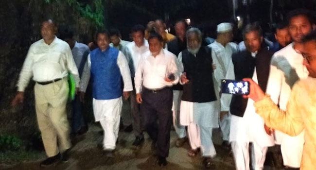 কালুরঘাট রেলওয়ে সেতুর ওপর চাপ কমাতে ফেরি চালুর উদ্যোগ