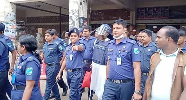 মামুনুল হকের বিরুদ্ধে ধর্ষণ মামলা : ২ পুলিশের সাক্ষ্য গ্রহণ