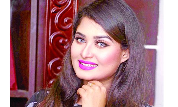 নভেম্বরের অপেক্ষায় শিরীন শিলা