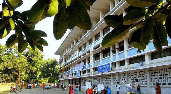 নয়া দিগন্তে সংবাদ প্রকাশের পর টিএসসির সংগঠনগুলোর কার্যক্রমের হিসাব চেয়েছে কর্তৃপক্ষ