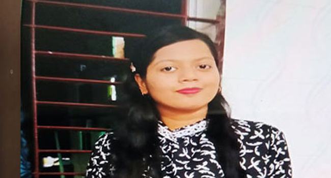 হানিমুনে গিয়ে স্বামীর ওপর হামলা করে প্রেমিকের সাথে পালালো স্ত্রী
