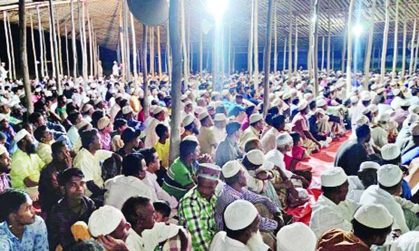 ১৯ দিনব্যাপী সিরাত মাহফিল চুনতীর শাহ সাহেবের কারামত