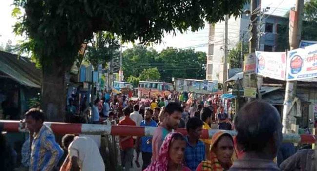 সিলেটে পরিবহন শ্রমিকদের অবরোধ প্রত্যাহার