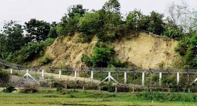 উখিয়া সীমান্তে উত্তেজনা, দুর্গাপূজা ঘিরে আতঙ্ক