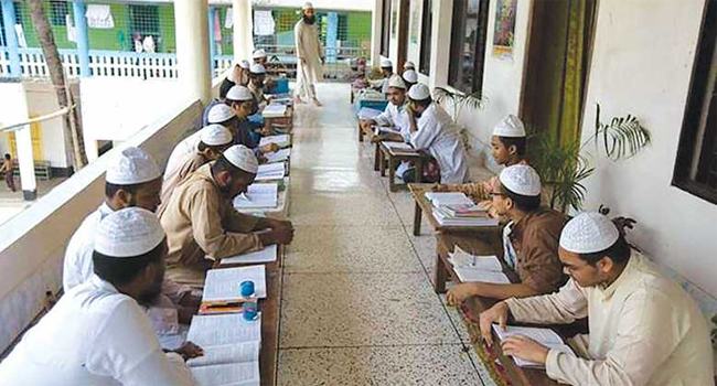 আসামে মাদরাসা শিক্ষার আলো নিবুনিবু
