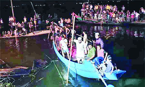 করতোয়া পাড়ে লাশের সারি