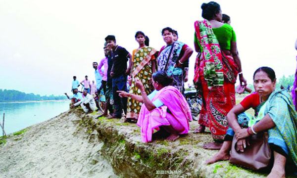 পঞ্চগড়ে নৌকাডুবিতে  মৃত্যু সংখ্যা বেড়ে ৪৩