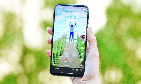 পর্যটন বিকাশে সহায়ক ভূমিকা পালন করছে টিকটক