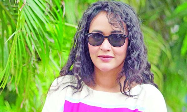 বিরতির পর টানা ব্যস্ত অহনা, কারণ...