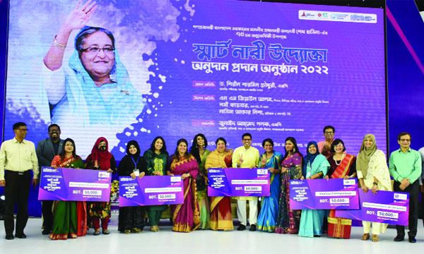 আইডিয়া প্রকল্পে এক হাজার নারী উদ্যোক্তাকে অনুদান