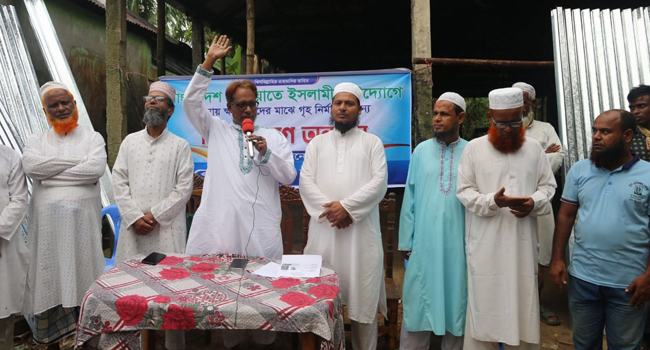 কোম্পানীগঞ্জে বন্যায় ক্ষতিগ্রস্তদের মাঝে জামায়াতের ঢেউটিন বিতরণ