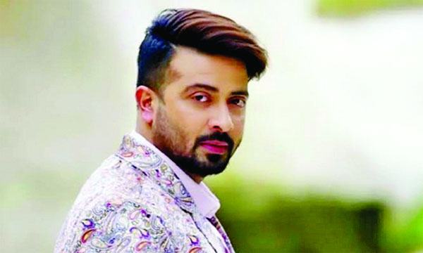 শাকিব নাটকে বিরক্ত চলচ্চিত্রাঙ্গন