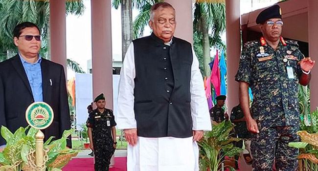 আমরা যুদ্ধ চাই না, সবার সাথে মিলেমিশে থাকতে চাই : স্বরাষ্ট্রমন্ত্রী