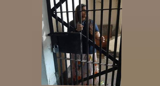 প্রধানমন্ত্রীকে নিয়ে গুজব ছড়ানোর অভিযোগে নারী গ্রেফতার