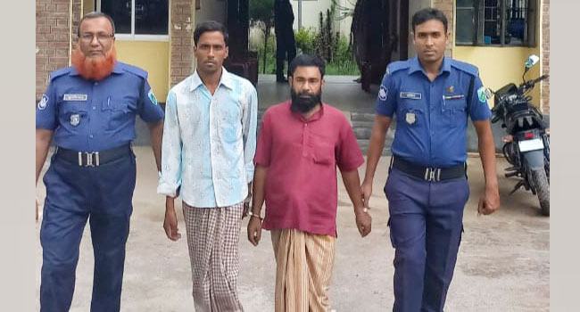 রাণীনগরে নারী হত্যাচেষ্টা মামলার আসামিসহ ২ জন গ্রেফতার
