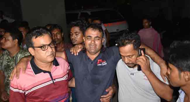 ‘আমার ছেলের আর চাকরি করা হলো না’