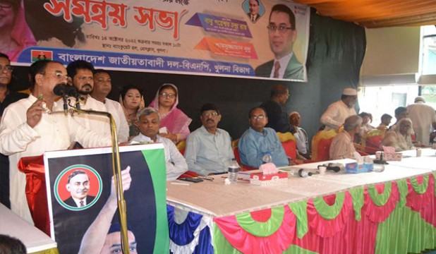 সরকারের হাতে ক্ষমতা থাকতে ইসির পক্ষে সুষ্ঠু নির্বাচন করা সম্ভব নয় : গয়েশ্বর