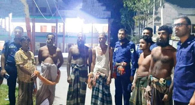 নদীতে বিষ দিয়ে মাছ শিকার, ৩৫ হাজার টাকা জরিমানা