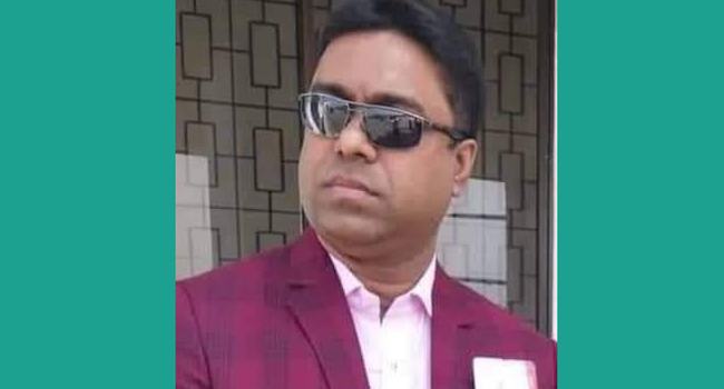 বাবার পরাজয়ের প্রতিশোধ নিলেন ছেলে