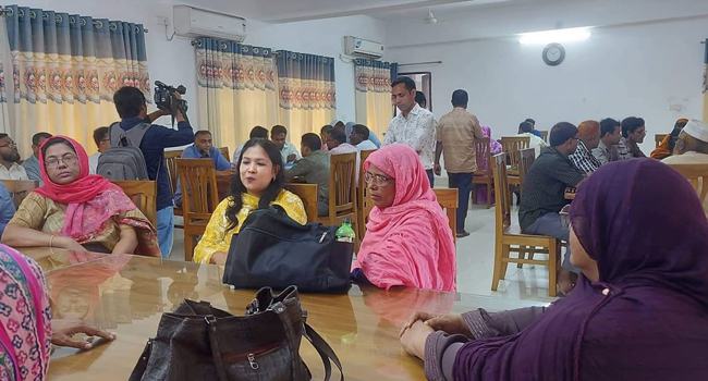 গাইবান্ধায় উপনির্বাচনে অনিয়ম : প্রথম দিনের তদন্ত শুরু