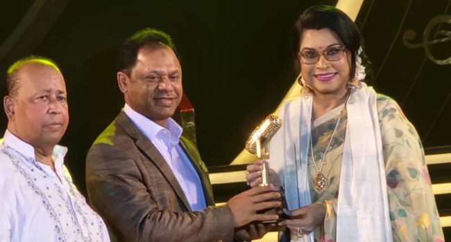 ঐক্য-চ্যানেল আই মিউজিক অ্যাওয়ার্ডস প্রদান