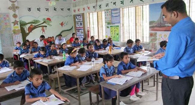 গলাচিপায় একজন শিক্ষক দিয়ে চলছে  বিদ্যালয়