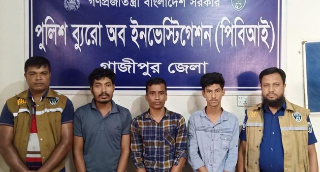 রাস্তার পাশে ওয়াড্রপে রাখা লাশটি ছিল পরকীয়া প্রেমিকার