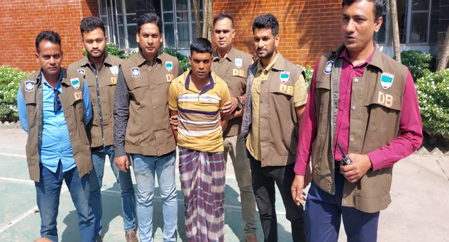 হাতকড়া ভেঙে পালানোর ৫ দিন পর আসামি গ্রেফতার