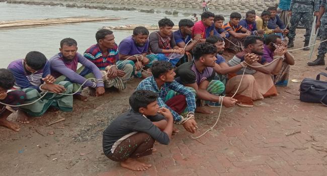 বাঁশখালীতে ২২ জেলেকে আটকের পর জরিমানা